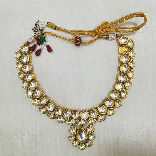 Beautiful Design Ladies Necklace Gender: Women