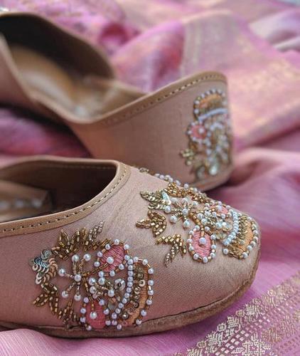 Customisable Hand Embroidered Printed Jutti