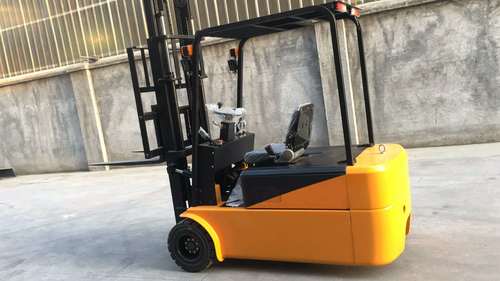 1.5 Ton Three Wheel Electric Forklift