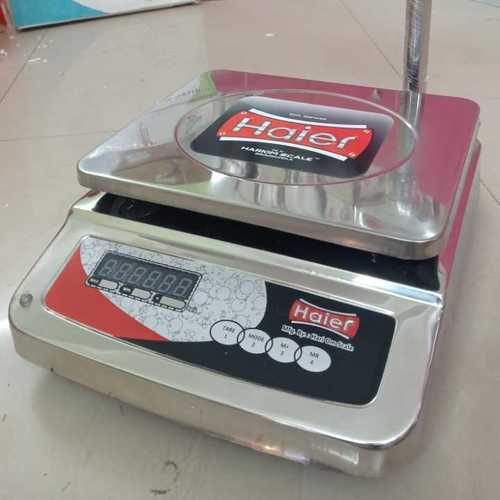 Silver Portable Electronic Weighing Machine