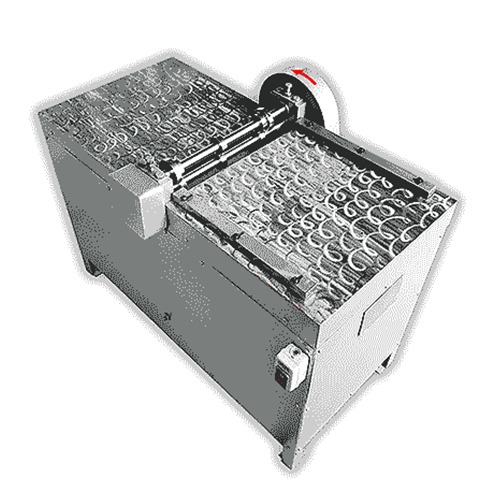 Semi-Automatic Pre-Rounding Machine For Can Making Dimension(L*W*H): L1