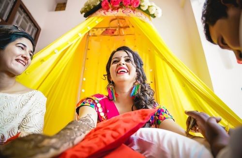 Candid Wedding Photography Services
