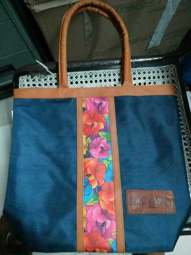 Ladies Printed Cotton Fabric Bags Gender: Women