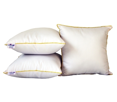 Polyester White Quilted Cushion Pillow