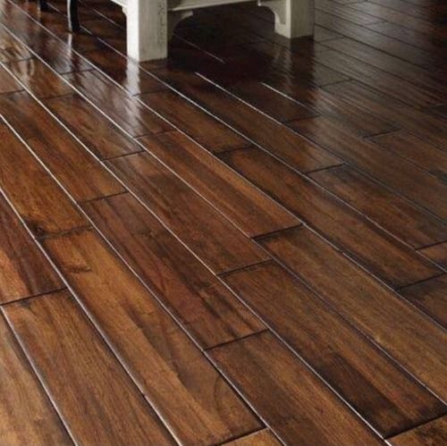 Fine Finish Wooden Laminated Flooring