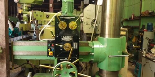 Industrial Radial Drill Machine