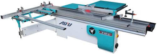 Customized Sliding Panel Saw Machine (Mj6132C)