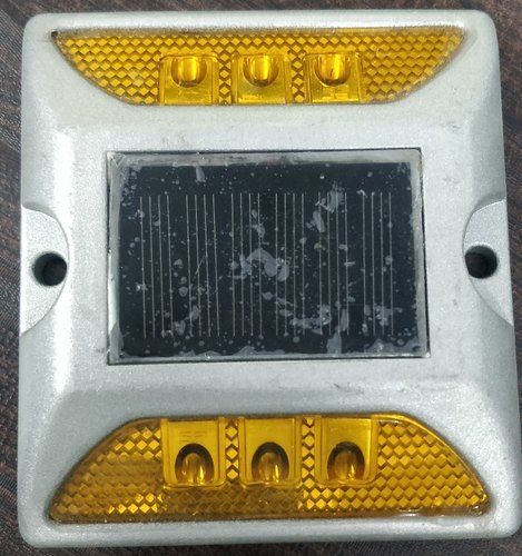 Pedestrian Safety Red And Yellow Color Solar Road Stud