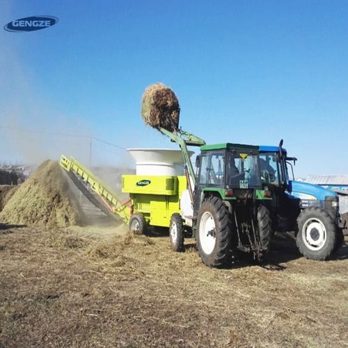 Green Large Scale Agricultural Grass Chopper Grinder Machine For Animals Feed