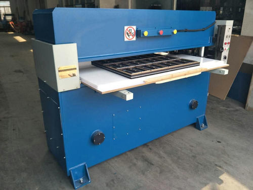 Blue Leather Cutting Machine Shoe Machine Machine