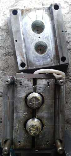 सिल्वर प्लास्टिक और स्टील मोल्ड डाइस