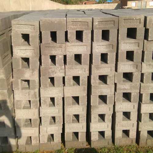 Gray Uniform Shape Fly Ash Brick