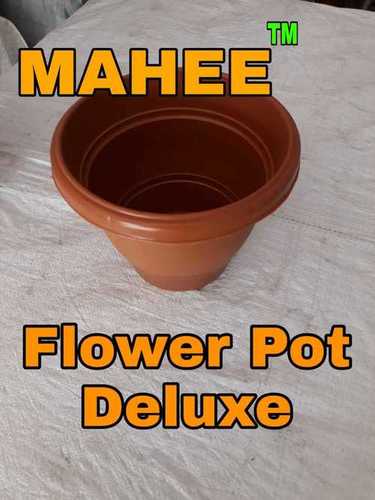 Deluxe Plastic Flower Pots
