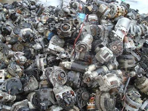 Various Alternators Scrap