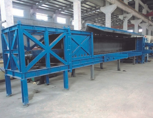 Blue Horizontal Pipe Shredder Machine