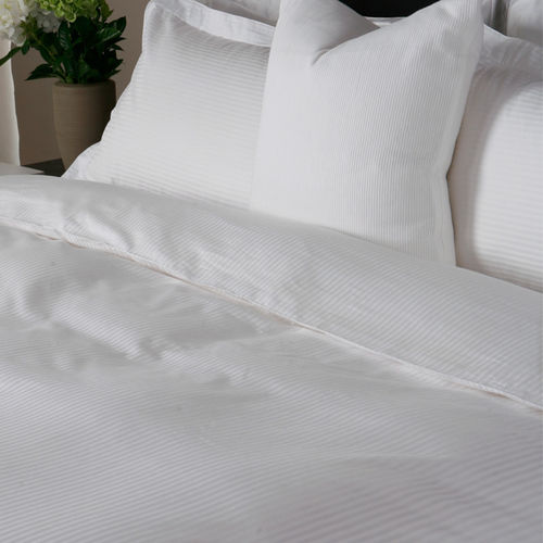 Eliya High Quality Hotel Collection Bedding Set