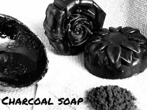 Activated Charcoal Soap - Natural Deep Cleansing Formula | Treats Oily Skin, Reduces Acne, Tightens Pores, Prevents Premature Aging