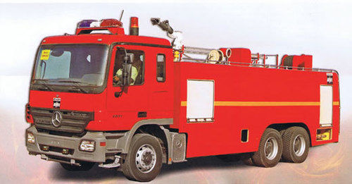 Fire Fighting Vehicle Tank Capacity: 500-8000 Liter (L)