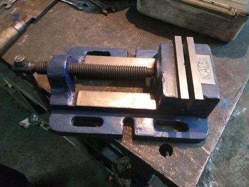 Simple Control New Manual Drill Vice