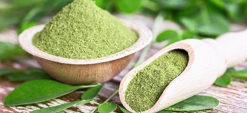 Natural Moringa Leaf Powder