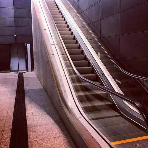 Low Maintenance Need Otis Escalator