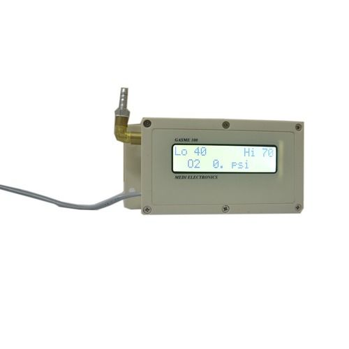 Oxygen Line Pressure Monitor with User Selectable Audiovisual Alarm Limits