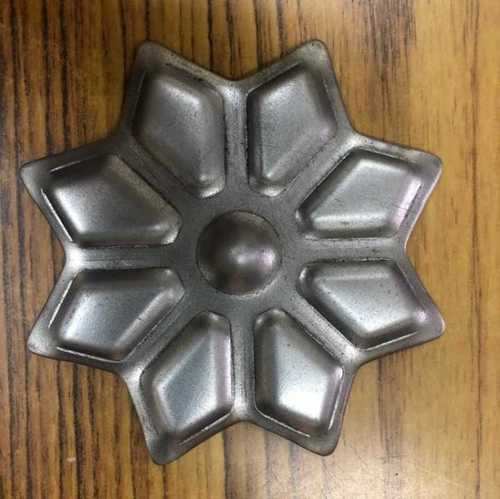 Eight Star Sheet Metal Iron Flower Size: 2.5-3.5