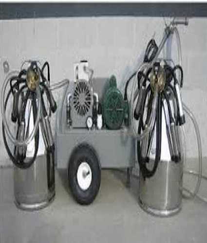 Automatic Cow Milking Machine 