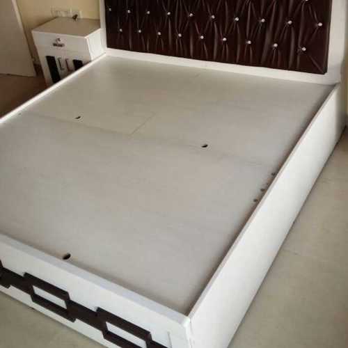 Queen Size Wooden Bed Carpenter Assembly