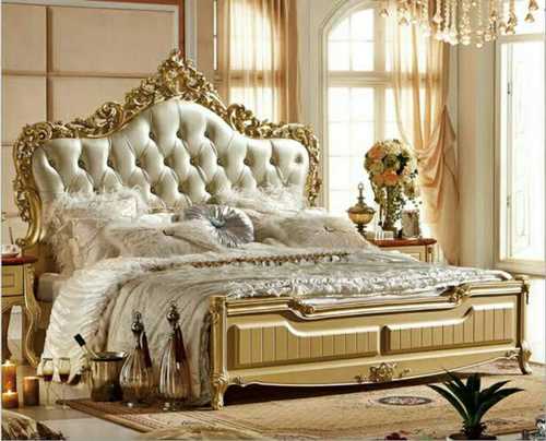 King Size Designer Wooden Bed For Home Usage, 6 X 7 Feet Dimension Decoration Material: Beads