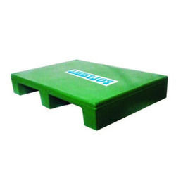 Green Industrial Roto Molded Pallets