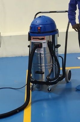 Dry Industrial Vacuum Cleaner