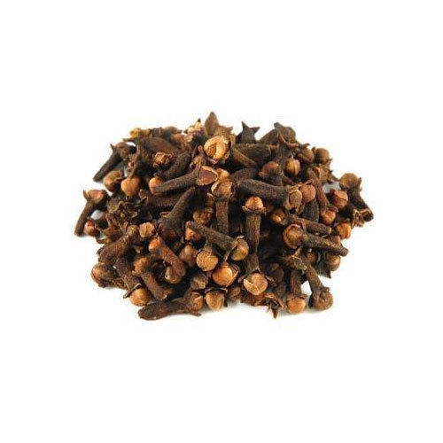 Natural And Fresh Dry Cloves