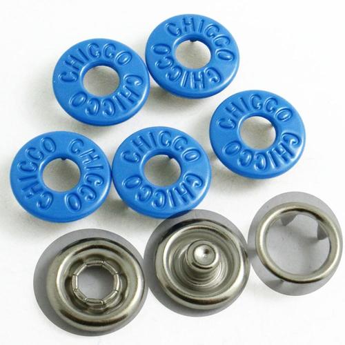 metal snap buttons