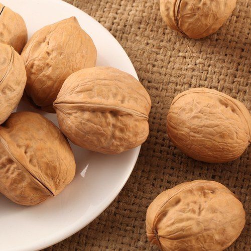 Delicious Taste Kashmiri Whole Walnuts