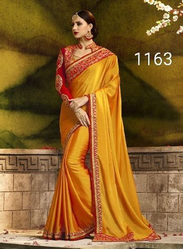 Plain Pattern Women Saree