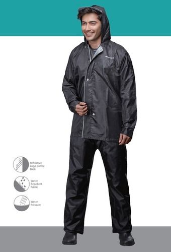 Black Color Simple Raincoat