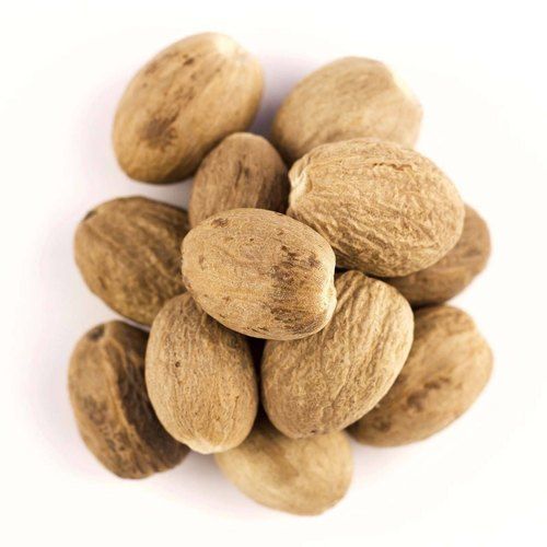 Natural Dried Whole Nutmeg