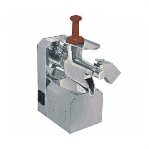 Silver Ss Commercial Juicer Machine