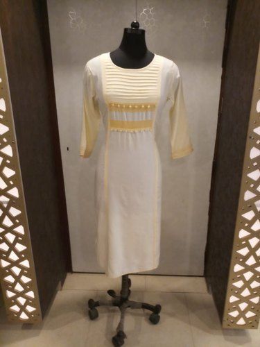 Appealing Look Ladies Cotton Kurti Size: Customized