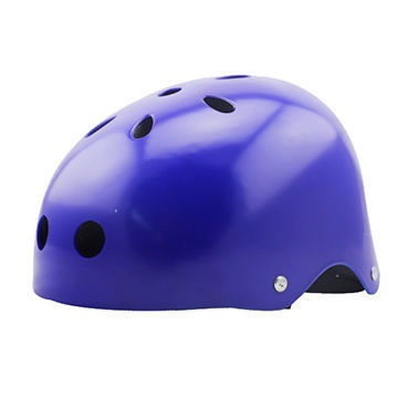 Blue Color Skate Helmets Size: Various Sizes Are Available