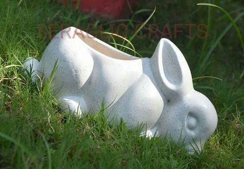 White Color Rabbit Pot