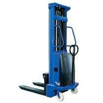 Industrial Semi Electric Stacker Lifting Capacity: 1