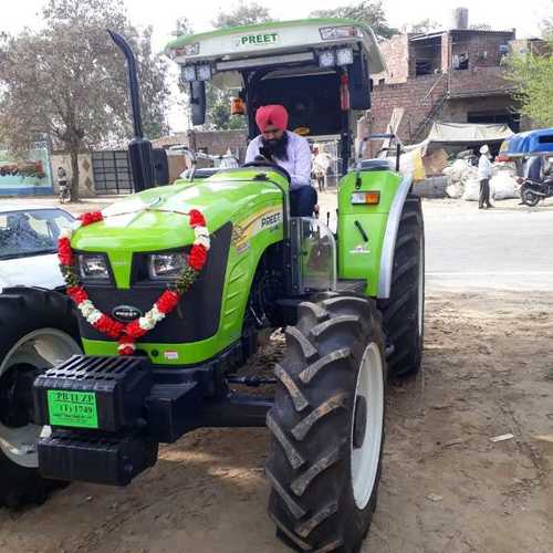 Green Corrosion Resistance Tractor Fiber Hood