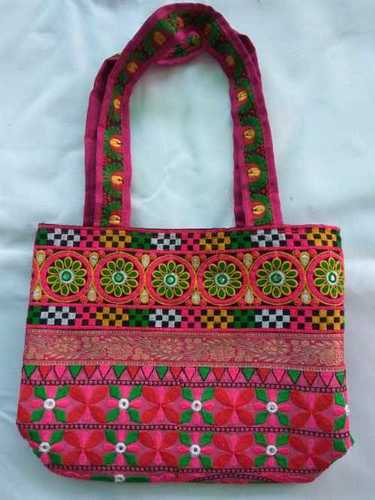 Embroidery Ladies Fancy Shoulder Bags