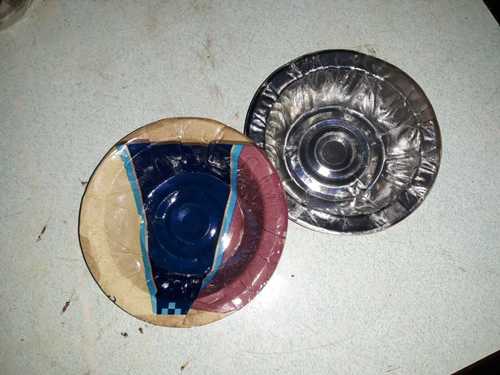 सिल्वर और मल्टी पेपर डोना