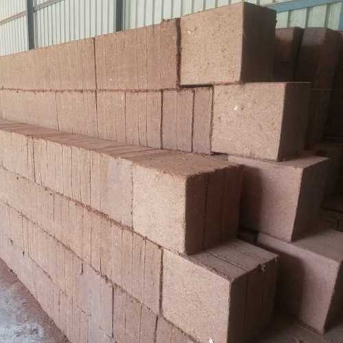 Eco-Friendly Square Coir Pith Block