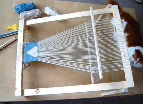 Loom Frame For Weaving Specific Drug