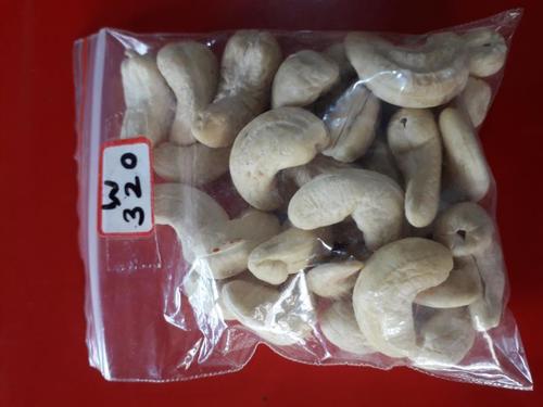 Organic Plain White Fresh Cashew Nut W320
