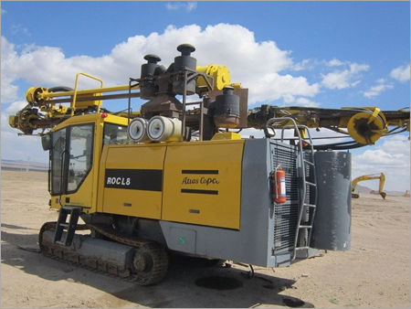 Earth Drilling Machine